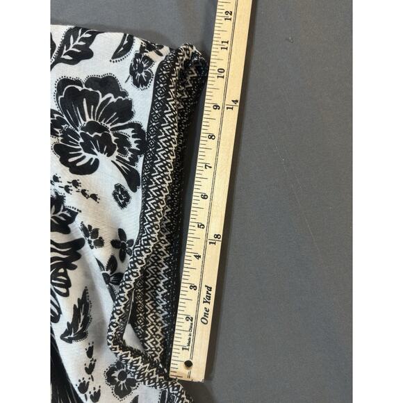 Vince Camuto Black White Bird Floral Print Sheer Poncho Top OS - Picture 7 of 8